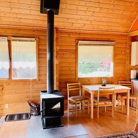 Camels Hump Guest Ranch Lumby Exteriér fotografie